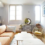 Bright Flat Near Bastille